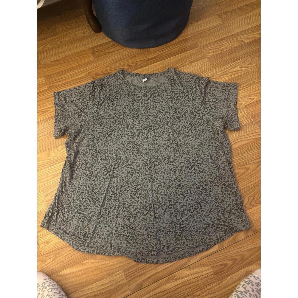 Old Navy Luxe Leopard Top Size XXL